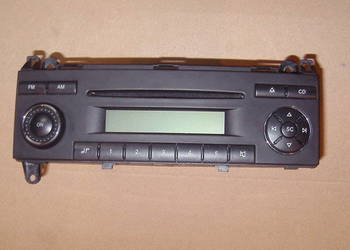 Używany, MERCEDES VW RADIO CD ROZKODOWANE BE7078 RCD2001 A9068200686 na sprzedaż  Katowice