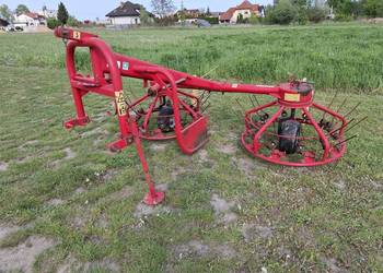 Przetrząsaczo - zgrabiarka karuzelowa MESKO z-275 na sprzedaż  Radom