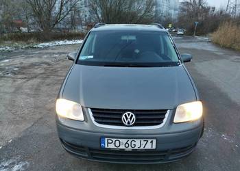 Volkswagen Touran 2.0TDI 140KM BKD 7 Osobowy Grzane Fotele na sprzedaż  Poznań