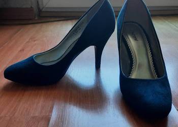Używany, Buty - r.38. Granatowe szpilki. na sprzedaż  Kraków