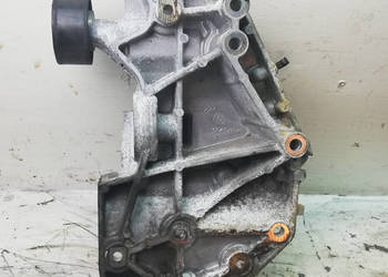 Łapa alternatora Mitsubishi Canter 3.0 504371326 na sprzedaż  Suchedniów