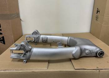 Oryginalny tylny wahacz Triumph Speed Twin / Thruxton R RS 1200 2016 do 202 na sprzedaż  Siedlce