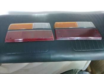 Dacia 1300 1310 Klosze tylnych lamp i części różne na sprzedaż  Wrocław