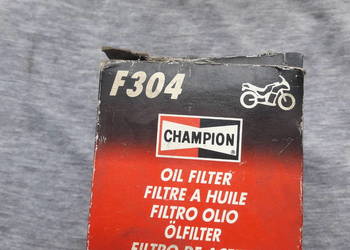Używany, Champion F304 filtr oleju odpowiednik HF303 oryginał na sprzedaż  Łużna