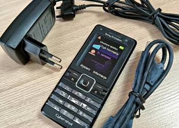 Telefon komórkowy Sony Ericsson K770i + ładowarka + kabel, używany na sprzedaż  Kraków