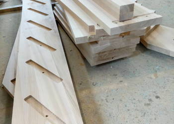 Używany, Wycinanie schodów, obróbka i frezowanie CNC w drewnie na sprzedaż  Krempachy