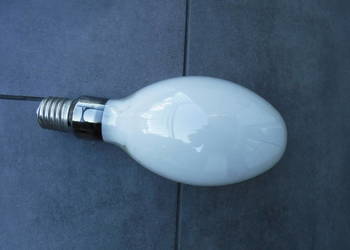 Używany, Lampa Żarówka Sodowa POLAMP WLS 380W-W-II gwint E40 na sprzedaż  Szydłowiec