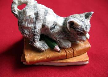 Kot - kotek w starym stylu - figurka - 5 x 6,5 x 5 cm na sprzedaż  Siedlce