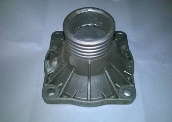 Obudowa termostatu BMW E34 E32 E38 E31 na sprzedaż  Poręba
