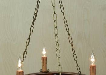Lampa zyrandol kolo drewniane świeczki prezent na sprzedaż  Ostróda
