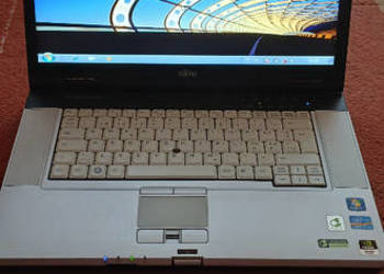 Fujitsu CELSIUS H710 na sprzedaż  Wyszków