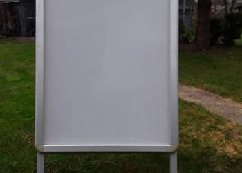 Stojak reklamowy aluminiowy na sprzedaż  Bochnia