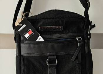 Używany, Tommy Hilfiger torebka torba listonoszka czarna oryginał piękna nowa na sprzedaż  Konstancin-Jeziorna