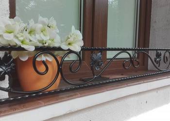 Kwietnik osłona kwiaty cięte doniczki donice skrzynki balkon na sprzedaż  Rzeszów