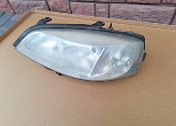 Reflektor lampa przednia opel astra 2 G, używany na sprzedaż  Strzyżów