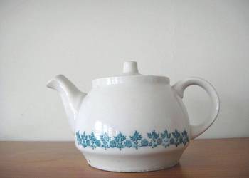 Czajniczek porcelanowy do zaparzania herbaty Bogucice PRL na sprzedaż  Kielce