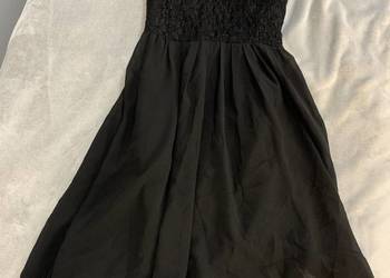 Sukienka czarna koronkowa krótszy przód, dłuższy tył -MOHITO na sprzedaż  Jasło