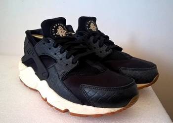 NIKE WMNS AIR HUARACHE RUN PRM na sprzedaż  Rzeszów