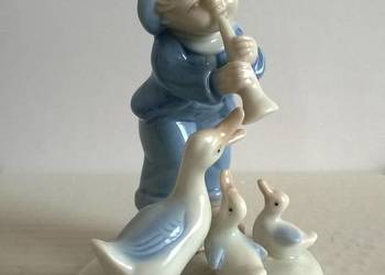 Używany, Figurka Porcelanowa Chłopiec Kaczka Gęś Porcelana na sprzedaż  Radom