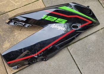 Używany, owiewka boczna prawa Kawasaki Ninja 125 na sprzedaż  Grabów nad Prosną