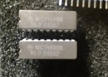 MC14599B MOTOROLA DIP18-CERAM. 8−bit addressable latch MC14599 na sprzedaż  Opole