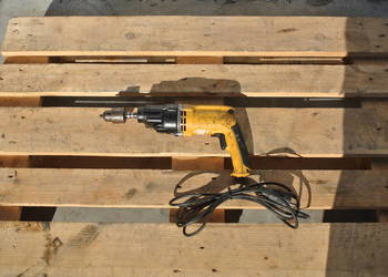 Używany, WIERTARKA UDAROWA DEWALT D21721K 650W na sprzedaż  Tarnów