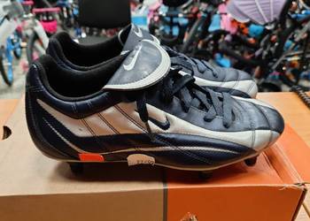 Używany, Buty korki ( wkręty ) Nike ( rozmiar 40,5 ) na sprzedaż  Dębica