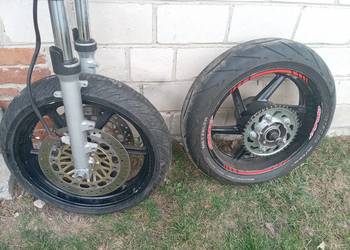 Honda cbr 600 f3 czesci na sprzedaż  Złoczew