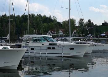 Jacht motorowy Nautika/Nautica 1000 - sprzedam na sprzedaż  Mikołajki