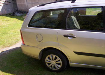 FORD FOCUS MK1 Szyba Tylna Boczna - COMBI ( Prawa ) ROMB !!! na sprzedaż  Częstochowa