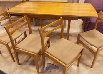 Stół rozkładany i 4 krzesła PRL industrialne na sprzedaż  Bielsko-Biała