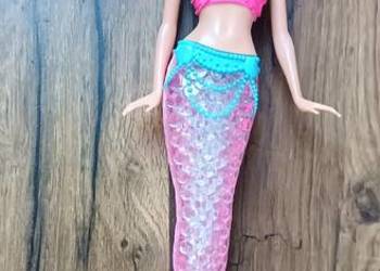Lalka Barbie tęczowa syrenka Matell, używany na sprzedaż  Zbylitowska Góra