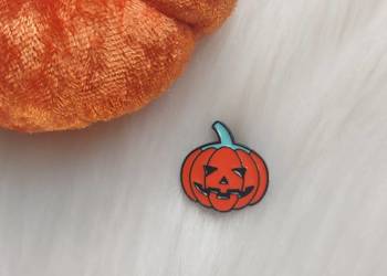 Przypinka pin dynia Halloween alternative punk goth na sprzedaż  Olkusz
