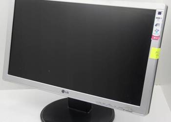Monitor LG FLATRON 19 cali sprawny ładny stan na sprzedaż  Warszawa