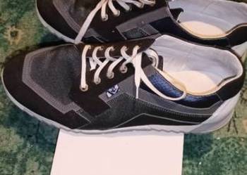 KAZAR 42 buty męskie sportowe oryginał , Nike za darmo !!, używany na sprzedaż  Ropczyce