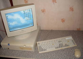 Używany, Retro komputer zestaw Dell OptiPlex G1 Dell M570 Klawiatura Mysz na sprzedaż  Suchowola