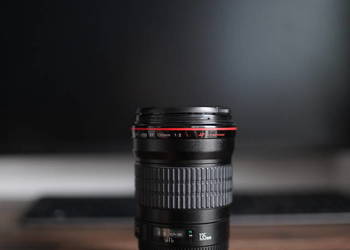 Obiektyw Canon 135mm 2.0 L, używany na sprzedaż  Radom