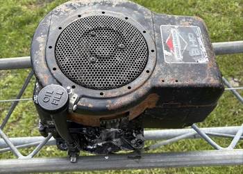 Silnik traktorek kosiarka briggs &amp; stratton 8km na sprzedaż  Walidrogi