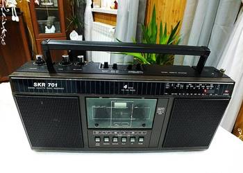 Używany, Radioodtwarzacz kasetowy RFT SKR 701 klon Unitra na sprzedaż  Żary