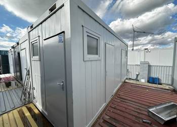 Używany, KONTENER SANITARNY WYPOSAŻONY 4x WC / 3x PISUAR / 2x UMYWALKA na sprzedaż  Wrocław