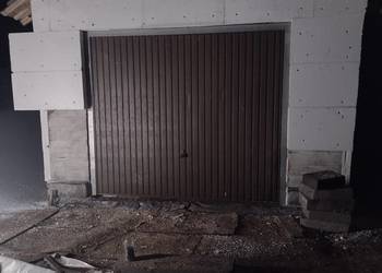 Brama garazowa antracyt 250 na 215 brazowa uchylna, używany na sprzedaż  Baniocha