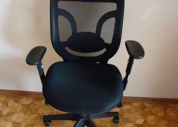 Używany, Krzesło biurowe obrotowe, fotel regulowany KB 8901 na sprzedaż  Łochów