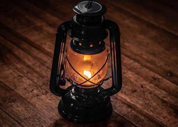 Mała Lampa naftowa GRANATOWA Piękna i sprawna do użytku! na sprzedaż  Żary