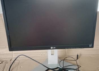 Monitor LED Lg Flatron E2242 21,5 &quot; 1920 x 1080, używany na sprzedaż  Łazy