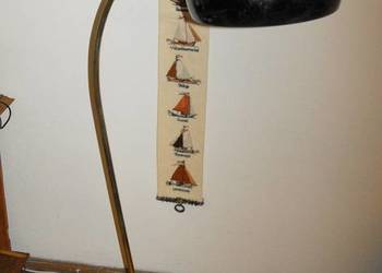 Mosiężna lampa podłogowa z metalowym kloszem na sprzedaż  Skierniewice