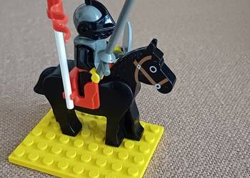 Używany, Lego czarny rycerz  na koniu na sprzedaż  Gdynia