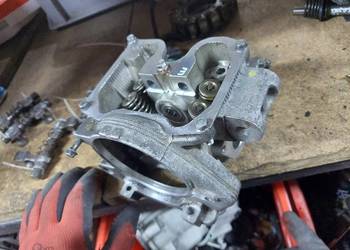 Yamaha YZF 125R głowica YZF 125 R YZF r125 yzf125r YZF125 na sprzedaż  Jelenia Góra