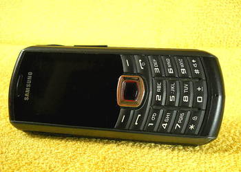 Używany, Telefon Samsung Solid GT-B2710 bardzo ładny stan + drugi na sprzedaż  Olsztyn