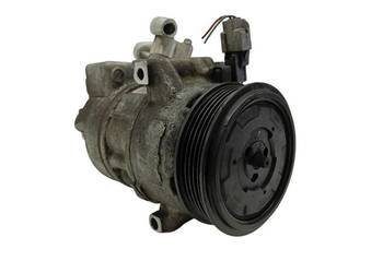 Używany, SPRĘŻARKA KLIMATYZACJI GE447220-9683 1.3 16V Mitsubishi Colt VII (2002-12) na sprzedaż  Piekoszów