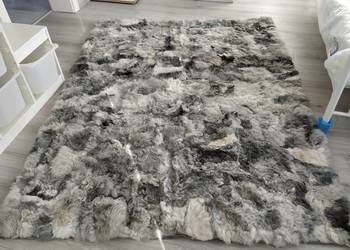 Używany, Narzuta dywanze skór owczych Islandzkich strzyzonych 166*200 na sprzedaż  Zakopane